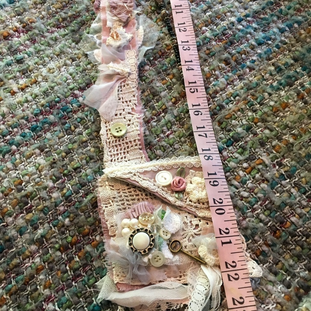 Handmade Vintage Style Lace Button Mini Crossbody Bag Pouch - Picture 9 of 11